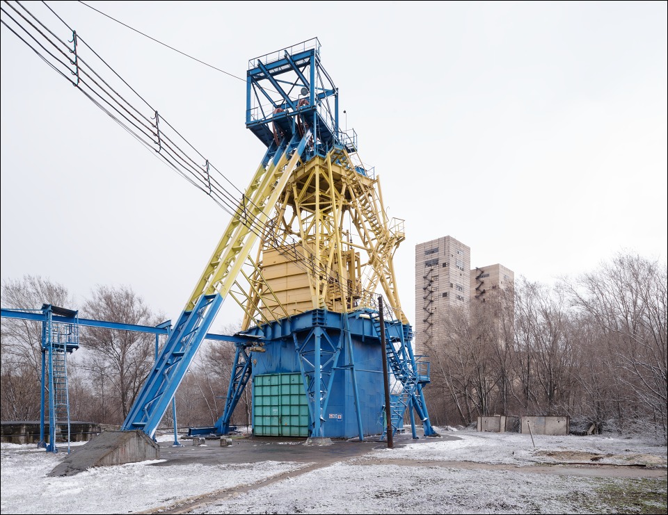 Krivoj Rog, důl Pervomajskaja, těžní věž nad jámou č.1