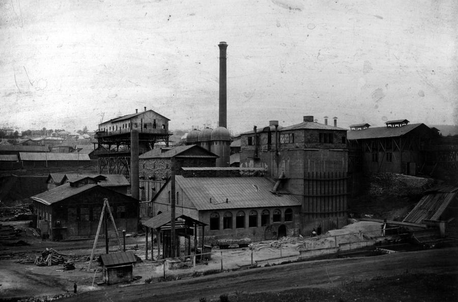 Pašijský metalurgický závod na začátku 20. století
